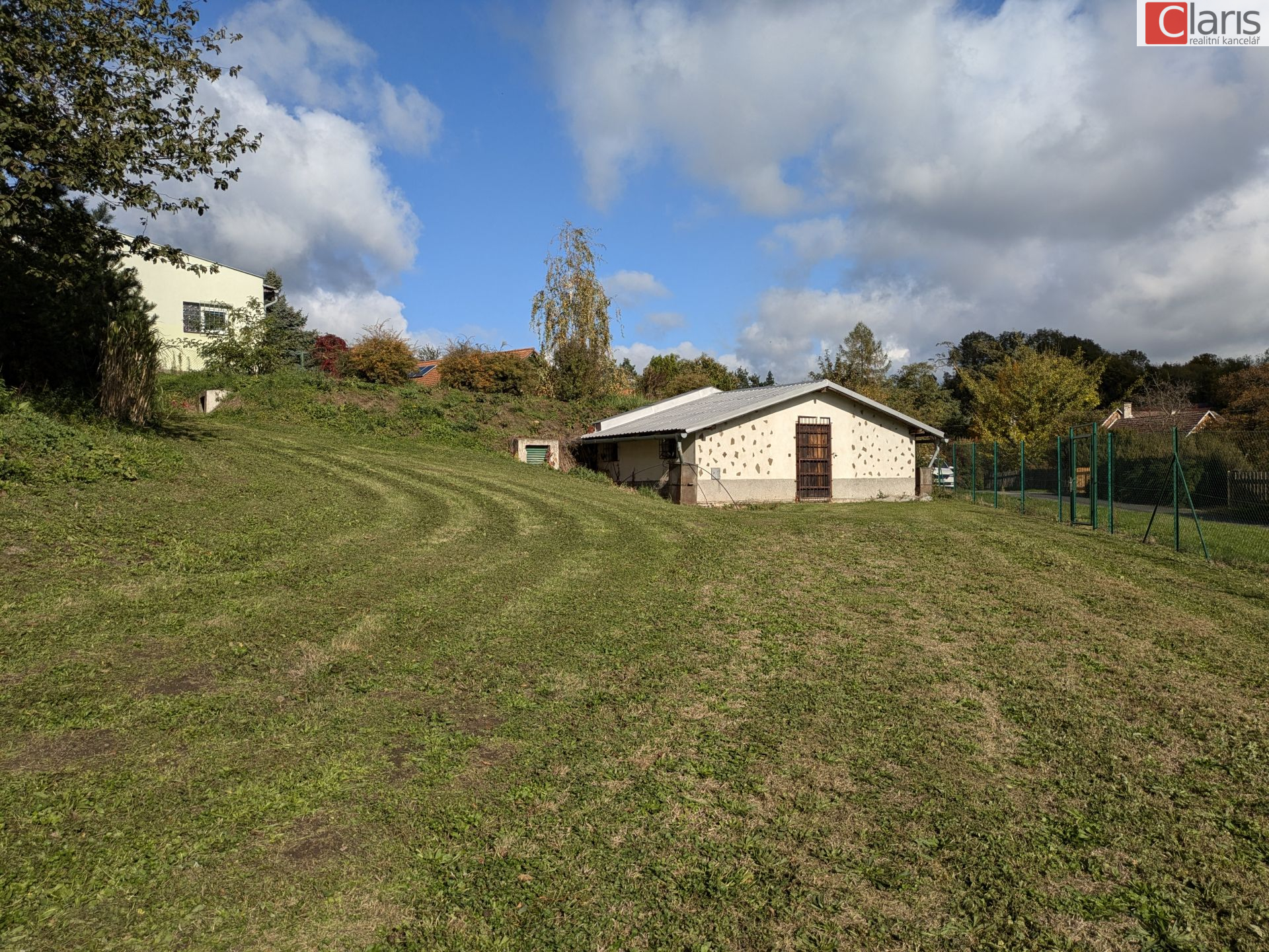 Prodej pozemku s vinným sklepem v Pohořílkách - obrázek č.2