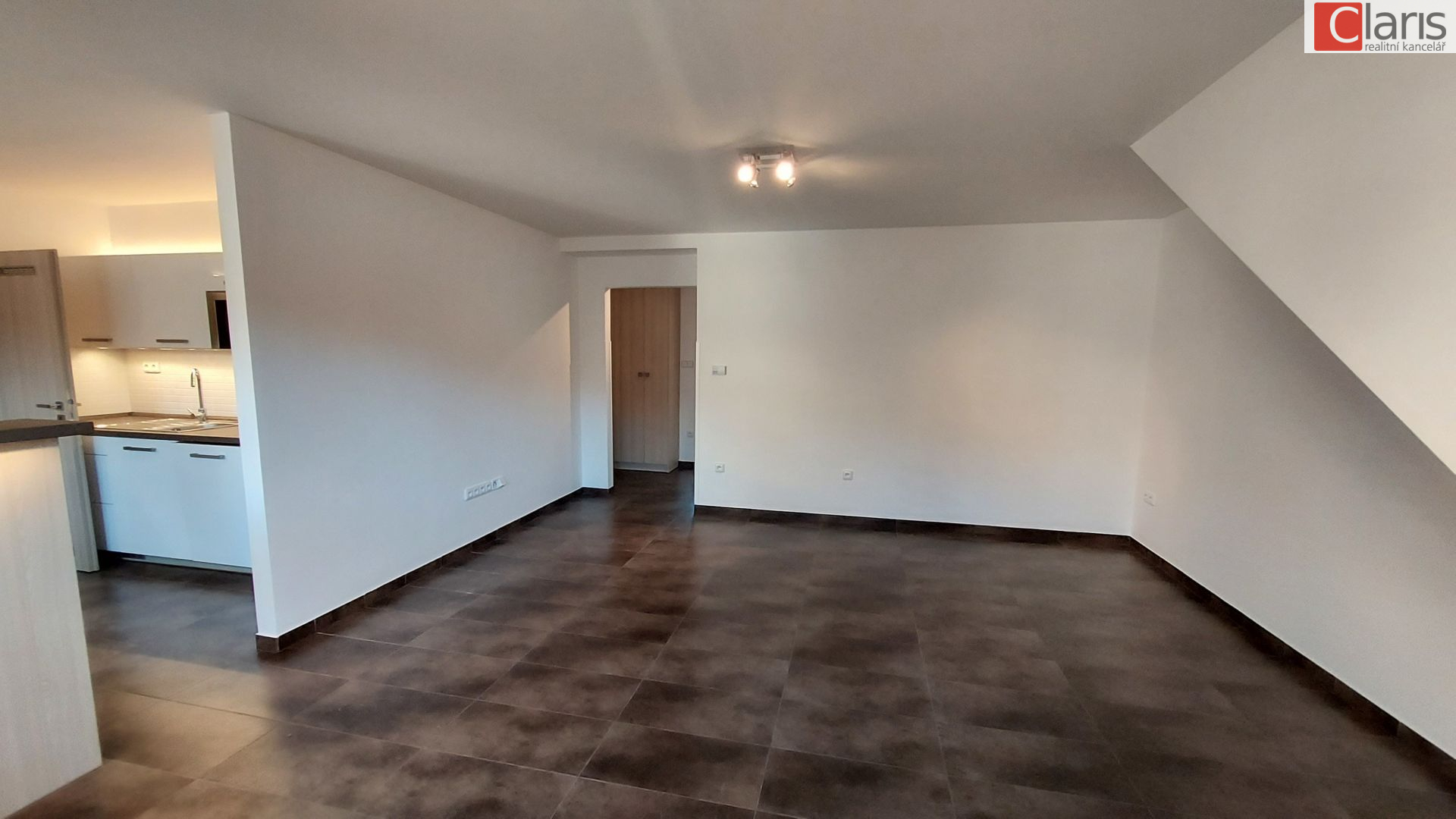 Pronájem bytu 3+kk v Novém Jičíně na ulici Poděbradova - obrázek č.8