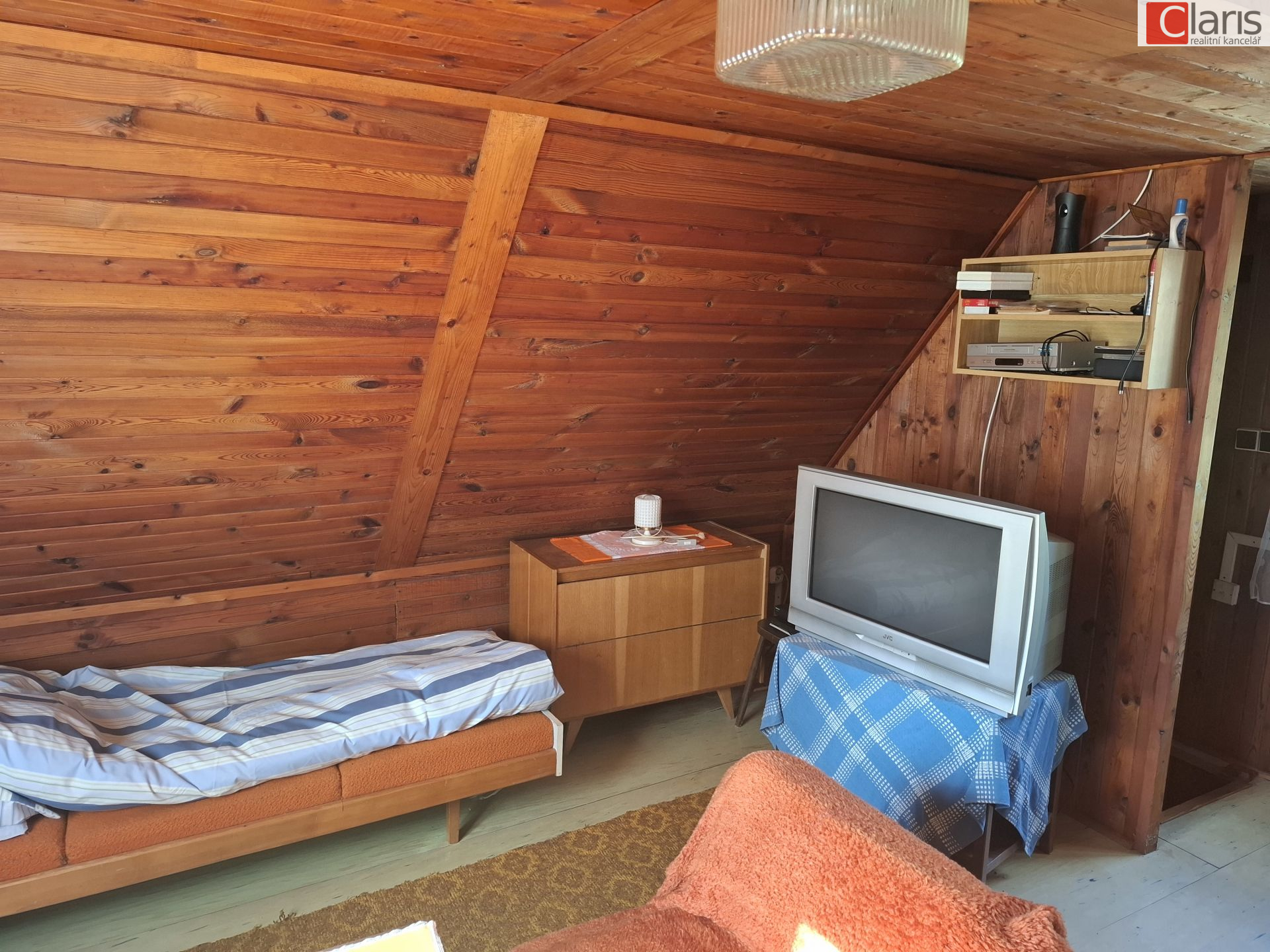 Prodej rekreační chaty Číchov s pozemky - obrázek č.6