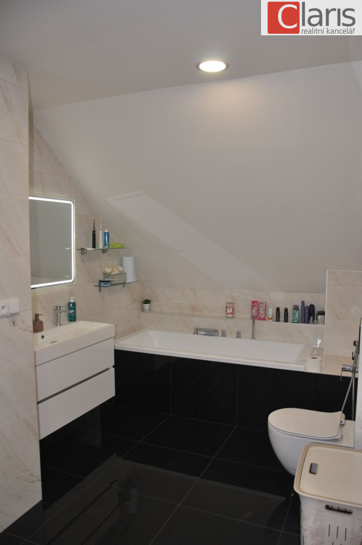 Prodej rodinného domu Šenov u Nového Jičína - obrázek č.28