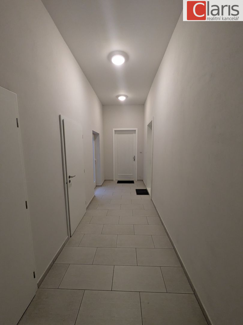 Pronájem nadstandartního bytu 2+kk v Opavě - obrázek č.15